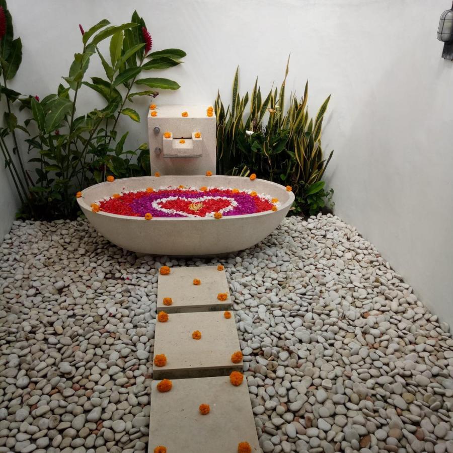 Villa New Moon Ubud Esterno foto